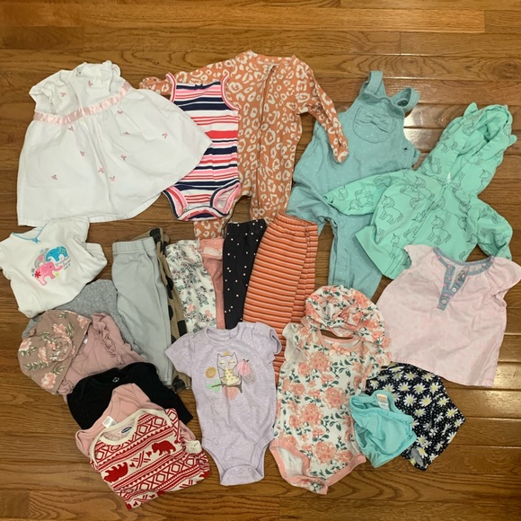 Other - Baby Girls 6-12 months and 9 months  clothes lot (24 pieces)